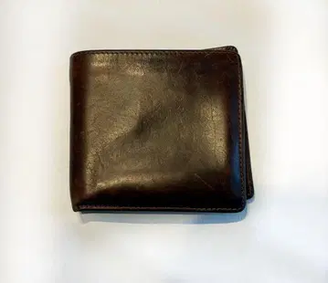 화이트하우스코스 WHC 앤티크 가죽 7532 이단 접기 브라운