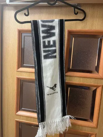 뉴캐슬 유나이티드 머플러 90s