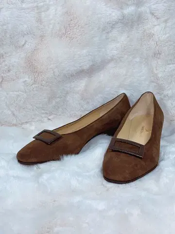 TANINO CRISCI 타니노크리스치 브라운 스웨이드 펌프스 24.5