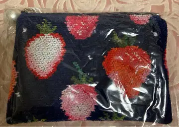 스트로베리 도트 티슈 파우치