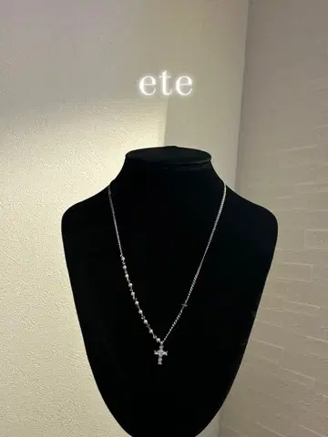 ete 에테 크로스 담수 펄 목걸이 SV925