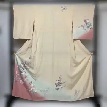 No.2896 순수 실크 카가 유젠풍 초화 문양 호몬기 새상품급