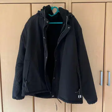 마운틴 파카 리버서블 짐 마스터 택 포함 클리어 블랙