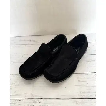 [새상품급] HERHIS (하히스) 블랙 스웨이드 로퍼/23cm