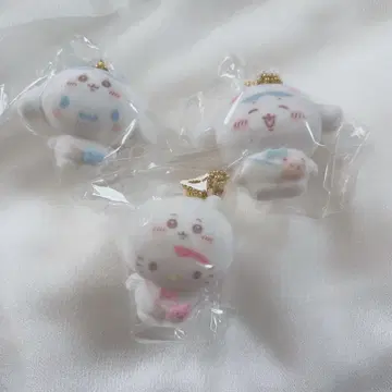 치이카와 산리오 시크릿 플로키 마스코트 참 3종 세트