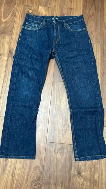 BEAMS 다크 블루 스트레이트 데님