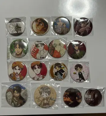 진격의 거인 엘렌 캔뱃지 묶음 판매