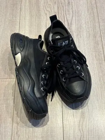 컨버스 통굽 스니커즈 블랙