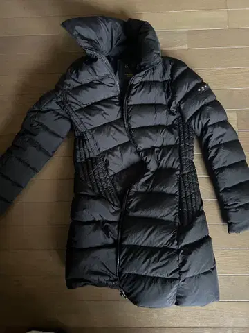 TATRAS 블랙 다운 자켓