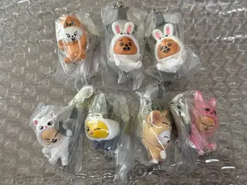 straykids skzoo 집게로 연결하는 마스코트