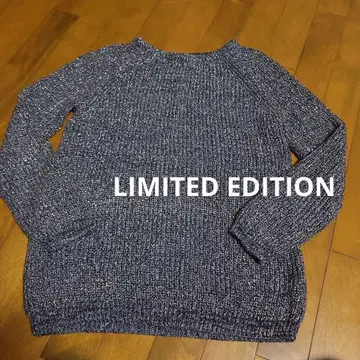 새상품급 LIMITED EDITION 그레이 x 실버 니트 긴팔