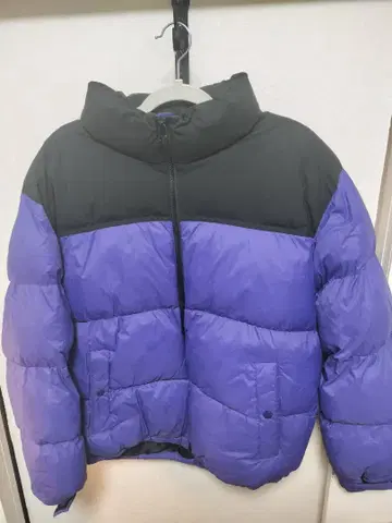 다운 자켓 보라색/블랙