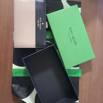 케이트 스페이드 이단 접이식 지갑 블랙/베이지 박스 포함