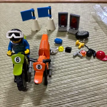 LEGO 블록 바이크와 자동차 세트