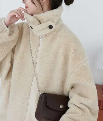 컬리 퍼 스탠드 블루종 discoat