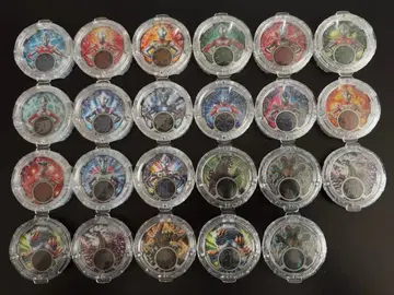 울트라맨 R/B 루브 크리스탈 묶음 판매