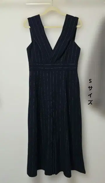 H&M 네이비 스트라이프 V넥 원피스 S 사이즈