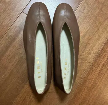 REMME 브라운 플랫슈즈