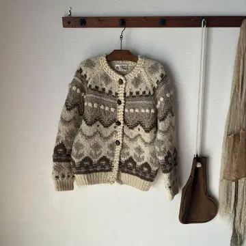 hand knit 핸드니트 빈티지 노르딕
