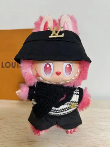 LABUBU 의류 4종 세트 새상품