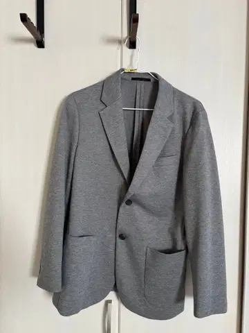 새상품급 유니클로 컴포트 2B 자켓 테일러드 자켓 S 그레이