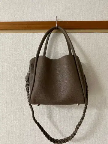 그린 라벨 릴랙싱 미디엄 토트백