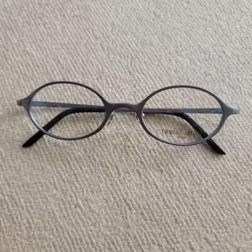 조르지오 아르마니 그레이 오벌 안경 프레임