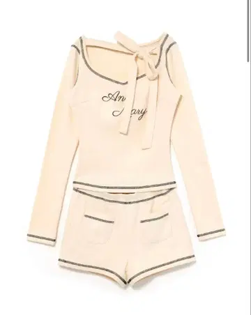 [ 새상품 택 포함 ] Judy set up ivory