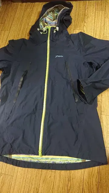 PHENIX 마운틴 파카 네이비