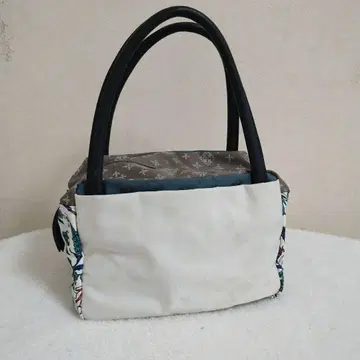 러셋 큐브형 백 스퀘어 백 모노그램 x 꽃무늬