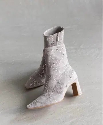 RANDA 퀼팅라이크 비쥬 부츠