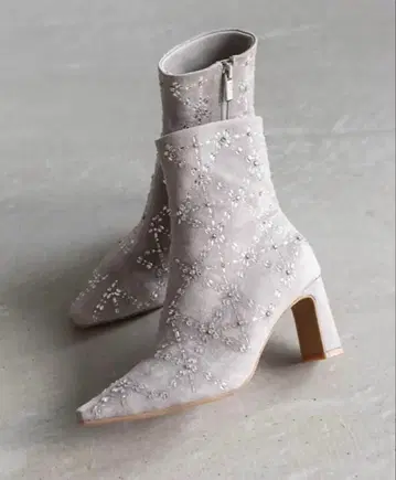 RANDA 퀼팅라이크 비쥬 부츠