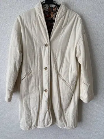 Ungrid(언그리드) 화이트 퀼팅 충전솜 코트 사이즈 F