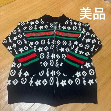 귀여운 로고 패턴 긴팔 니트 스웨터 새상품급.