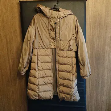 타트라스 브라운 후드 부착 롱 다운 자켓