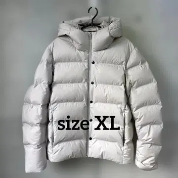 [유니클로] 남성용 심리스 다운 파카 XL 라이트 그레이