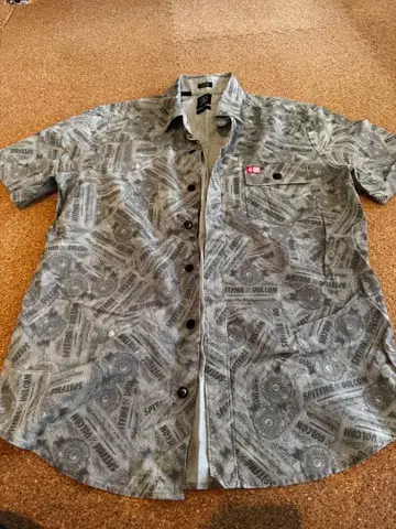 Volcom 슬림핏 반팔 셔츠 그레이 계열 스피트파이어 콜라보