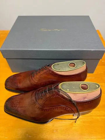 Santoni 리미티드 에디션 브라운 윙 팁 슈즈