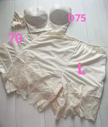 새상품급 ARLUIS DRESS 브라이덜 이너 3세트