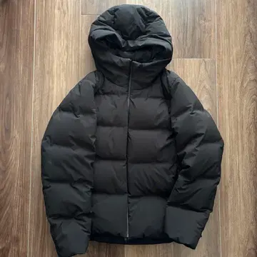 UNIQLO 심리스 다운 후드티 블랙