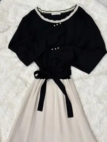 프로포션 바디 드레싱 니트 원피스 리본