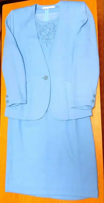 스카이블루 정장 세트 (자켓, 원피스) 9호