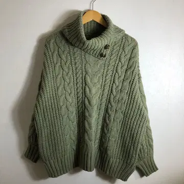 니트 스웨터 그린 녹색