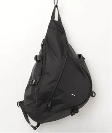 broken base 나일론 원 숄더백 블랙
