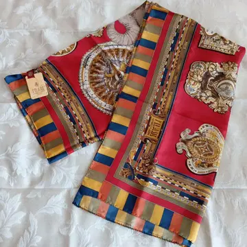 Alviero Martini 이탈리아 실크 스카프