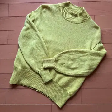 새상품급 PLST 라임 그린 니트 S