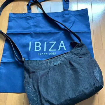IBIZA 블랙 숄더백