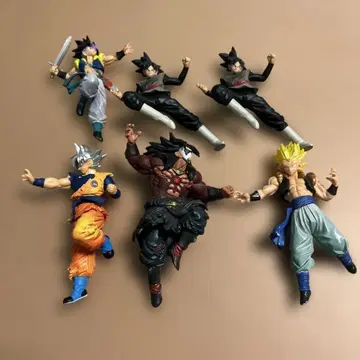 드래곤볼 초 피규어 6개 (하자가 있는 물건 포함)