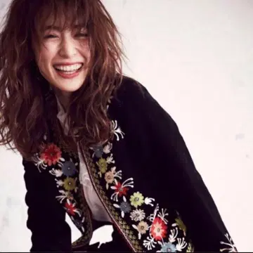 새상품급 MIIA 볼레로 자켓 꽃 자수