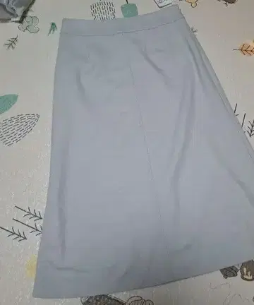 택 포함 새상품 UNTITLED 울 플레어 스커트 S 그레이지